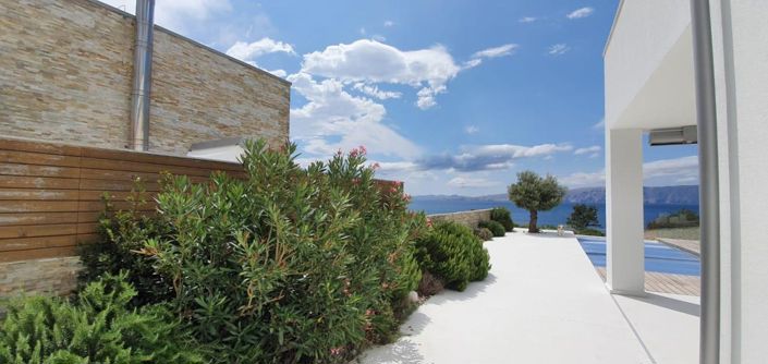 Image No.9-3 Bed Property for sale