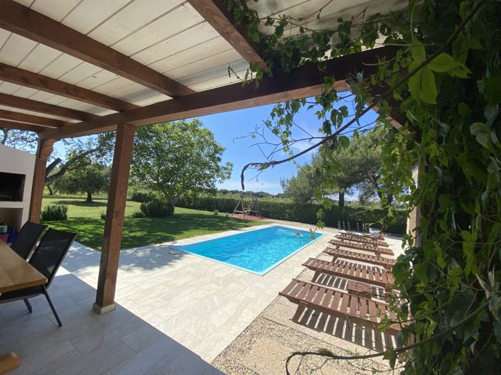 Image No.20-3 Bed Property for sale