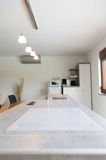 Image No.8-3 Bed Property for sale