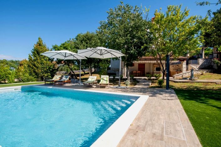 Image No.3-Propriété de 3 chambres à vendre à Labin