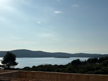 151232-572287