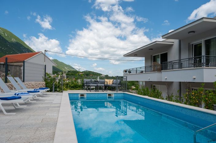 Image No.5-Propriété de 4 chambres à vendre à Zagvozd