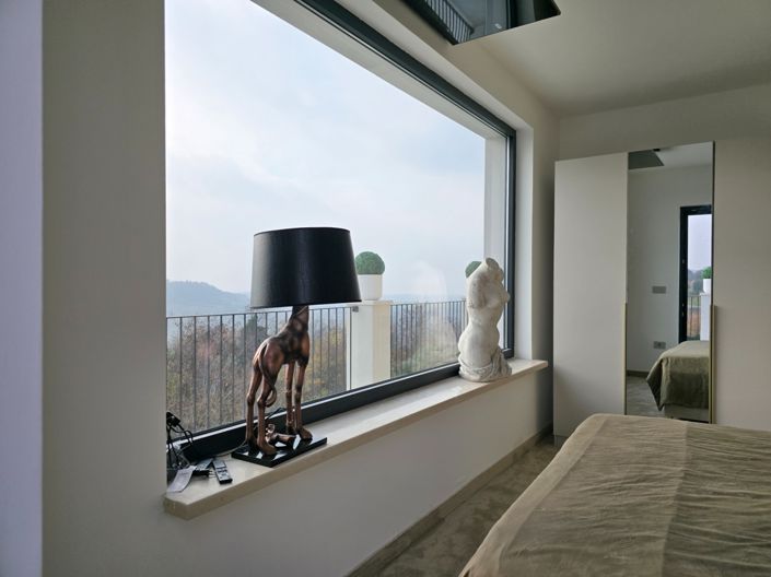 Image No.15-3 Bed Property for sale