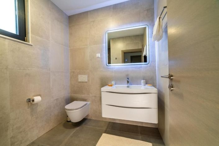 Image No.19-Propriété de 4 chambres à vendre à Porec