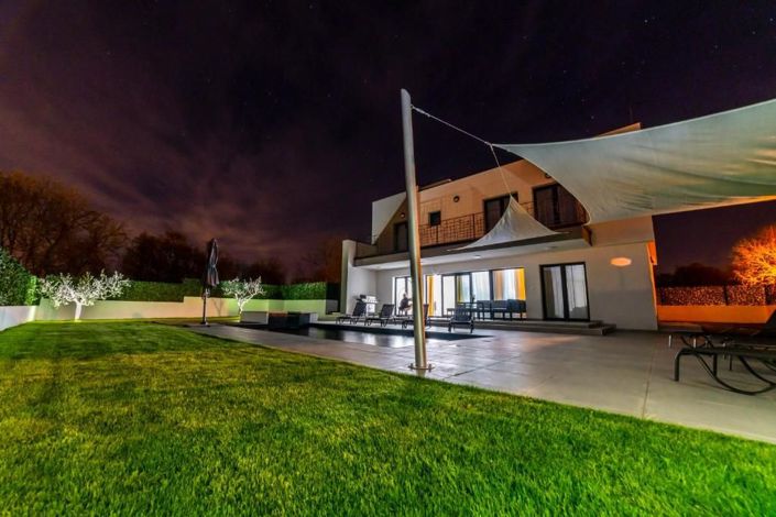 Image No.2-Propriété de 4 chambres à vendre à Porec