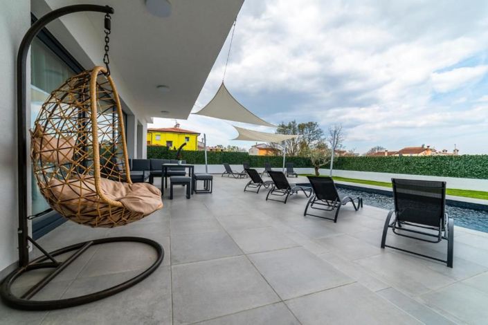 Image No.4-Propriété de 4 chambres à vendre à Porec