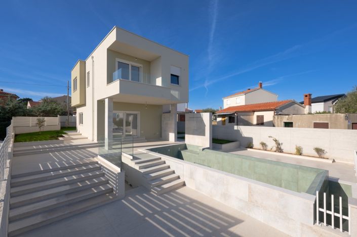 Image No.5-Propriété de 2 chambres à vendre à Ližnjan