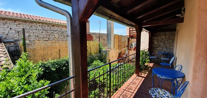 Image No.20-5 Bed Property for sale