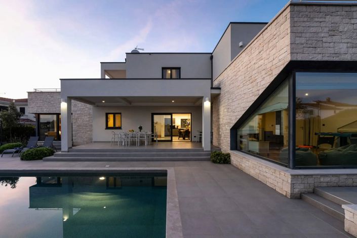 Image No.6-Propriété de 4 chambres à vendre à Porec