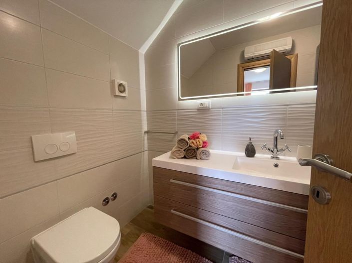 Image No.10-Propriété de 2 chambres à vendre à Lokve