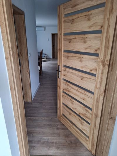 Image No.16-7 Bed Property for sale