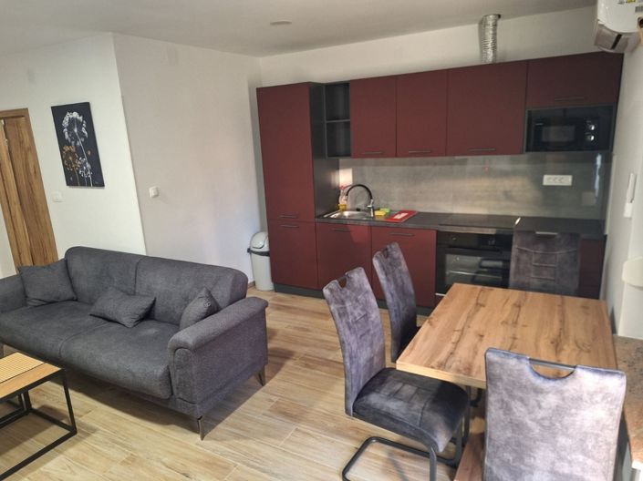 Image No.2-7 Bed Property for sale