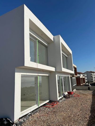 Image No.4-6 Bed Property for sale