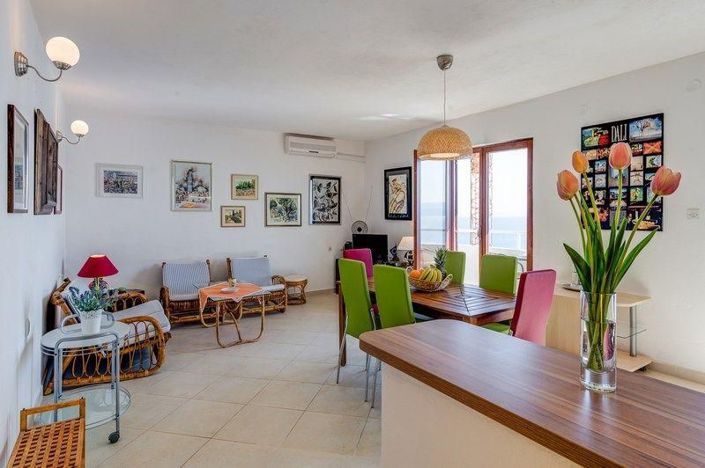 Image No.6-Propriété de 6 chambres à vendre à Pisak