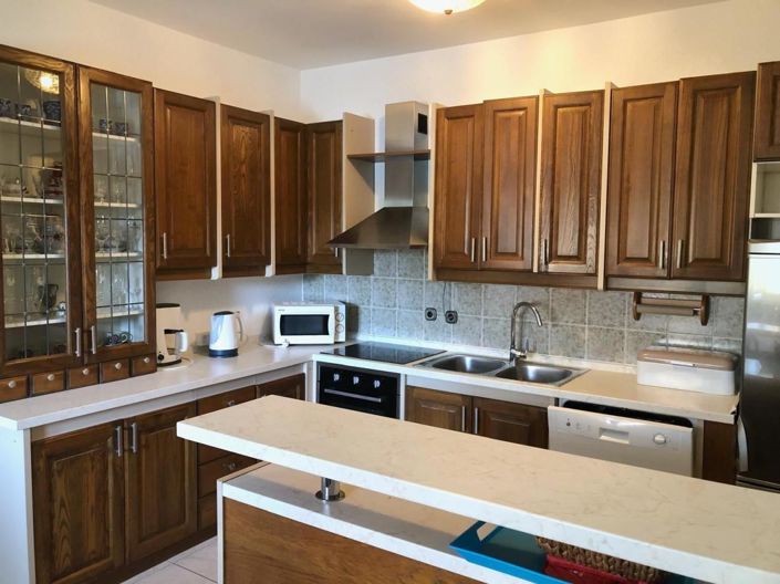 Image No.14-7 Bed Property for sale