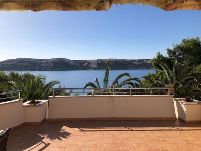 Image No.3-7 Bed Property for sale