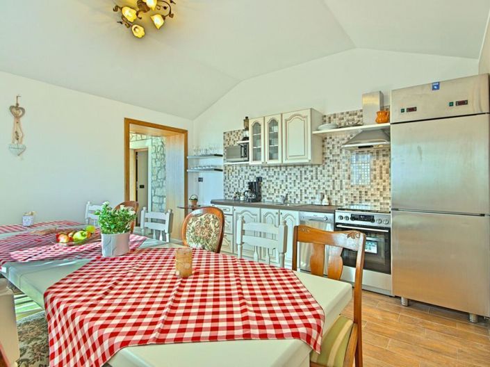 Image No.21-5 Bed Property for sale