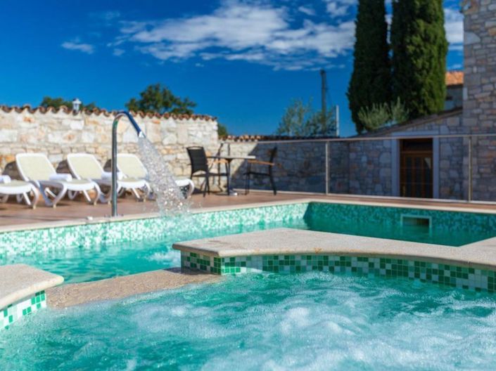 Image No.3-5 Bed Property for sale