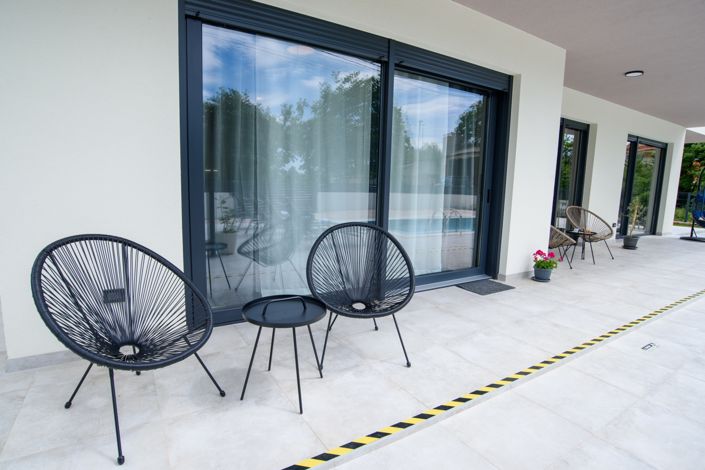 Image No.11-3 Bed Property for sale