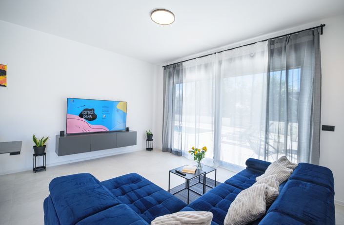 Image No.16-3 Bed Property for sale