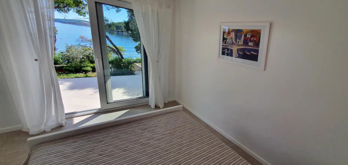 Image No.16-4 Bed Property for sale