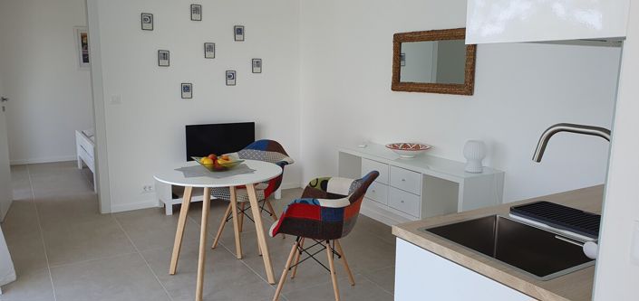 Image No.19-4 Bed Property for sale