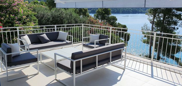 Image No.2-4 Bed Property for sale