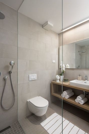 Image No.19-4 Bed Property for sale