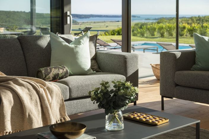 Image No.9-4 Bed Property for sale