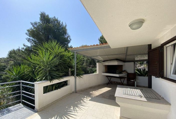 Image No.4-7 Bed Property for sale