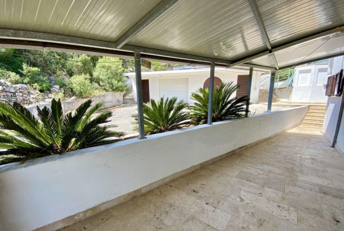 Image No.6-7 Bed Property for sale