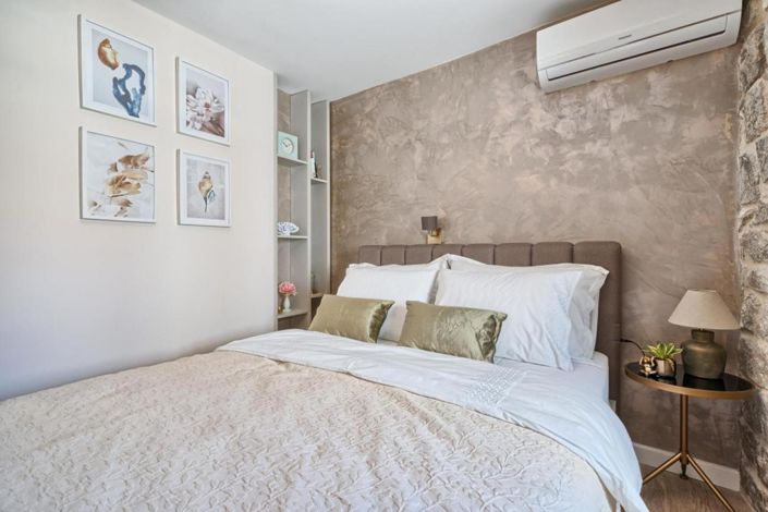 Image No.7-4 Bed Property for sale