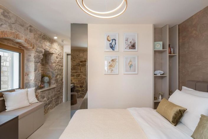 Image No.9-Propriété de 4 chambres à vendre à Varoš