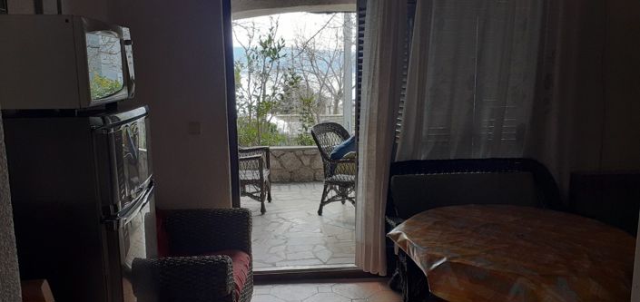 Image No.12-5 Bed Property for sale