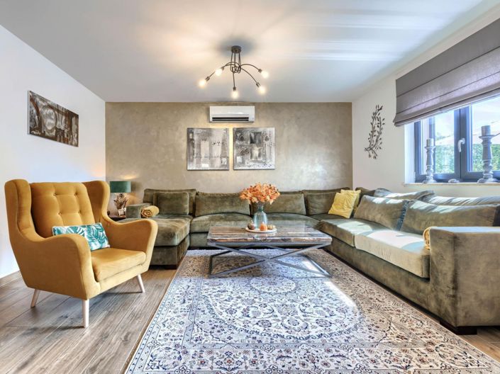 Image No.14-4 Bed Property for sale