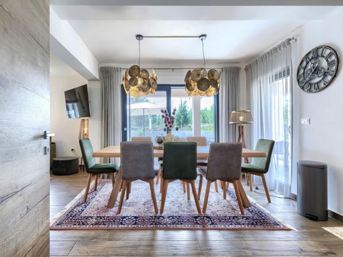 Image No.18-4 Bed Property for sale