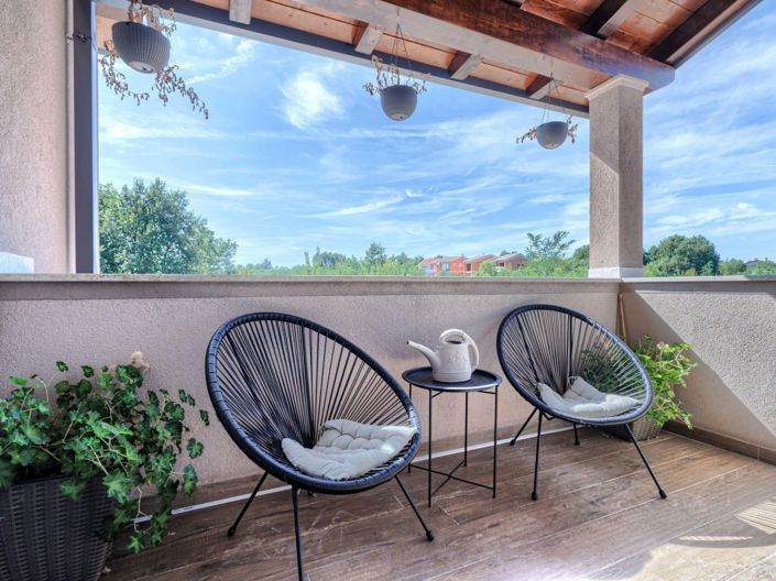 Image No.25-4 Bed Property for sale