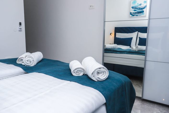 Image No.22-4 Bed Property for sale