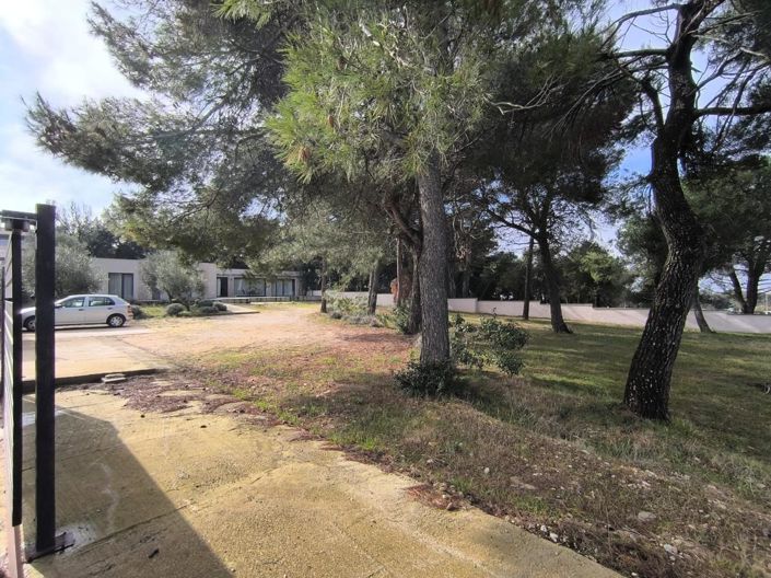 Image No.4-4 Bed Property for sale