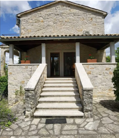 152462-576184