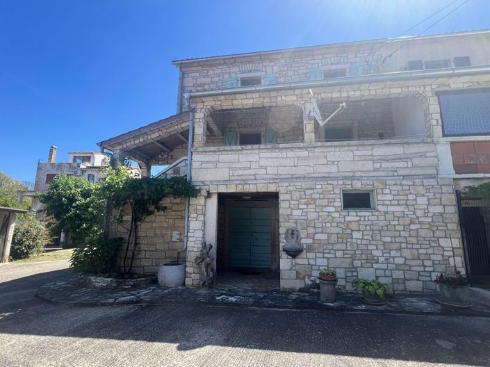 Image No.25-Propriété de 7 chambres à vendre à Višnjan