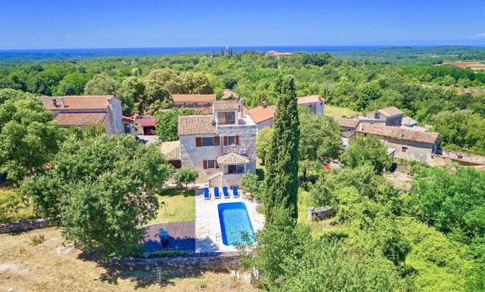 Image No.5-Propriété de 7 chambres à vendre à Višnjan