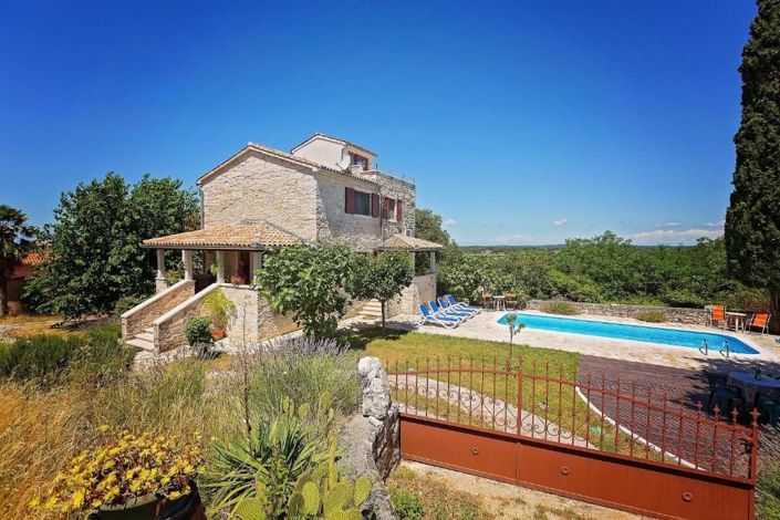 Image No.6-Propriété de 7 chambres à vendre à Višnjan