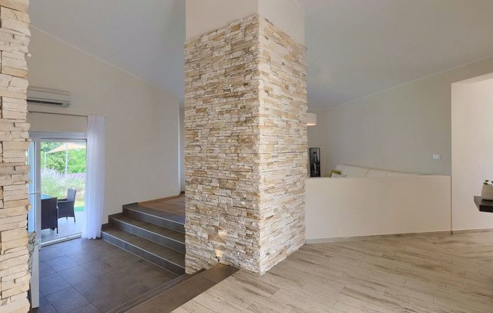 Image No.19-Propriété de 4 chambres à vendre à Labin