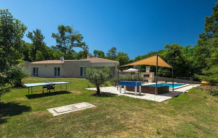Image No.5-Propriété de 4 chambres à vendre à Labin