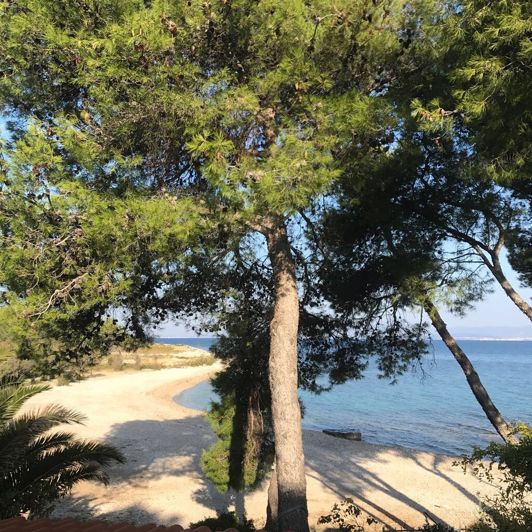 Image No.14-3 Bed Property for sale