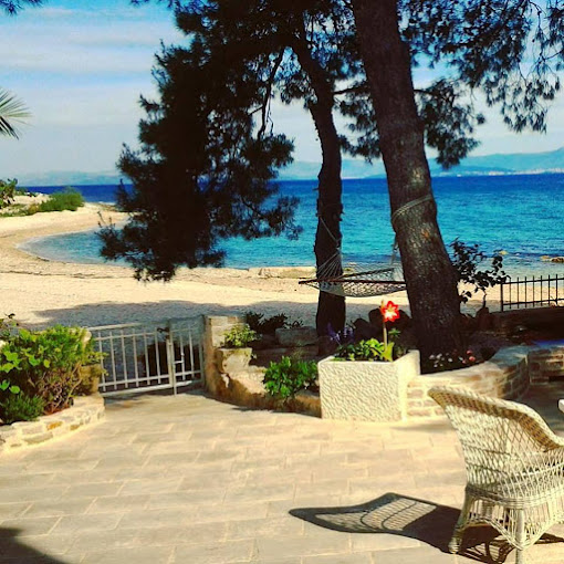 Image No.18-3 Bed Property for sale