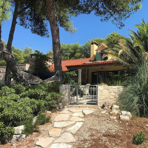 Image No.21-3 Bed Property for sale