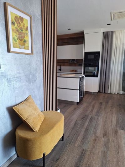 Image No.15-5 Bed Property for sale