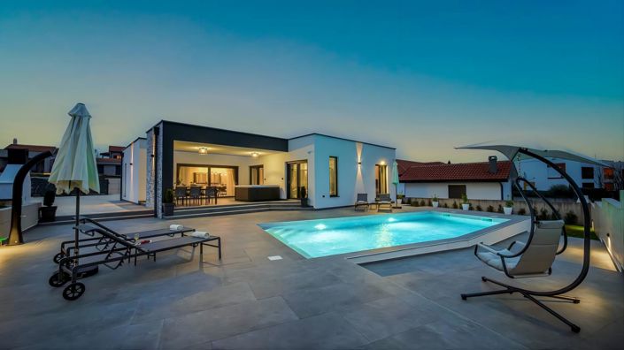 Image No.2-Propriété de 2 chambres à vendre à Žminj